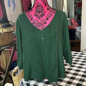 2/20$ Elegant Deep Green Women's Blouse